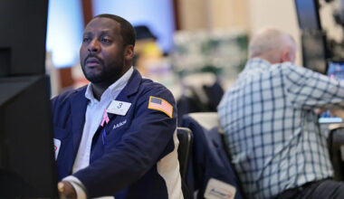 Stock market today: Dow, S&P 500, Nasdaq rise as investors parse Anthropic IPO filing, busy week of tech earnings