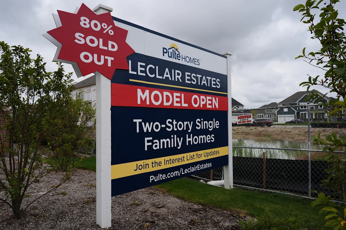 Average long-term US mortgage rate eases to 7.32% in first pullback since late August