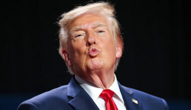 Trump bought up to $5M in debt issued by SpaceX just days before the White House announced a new space-travel policy