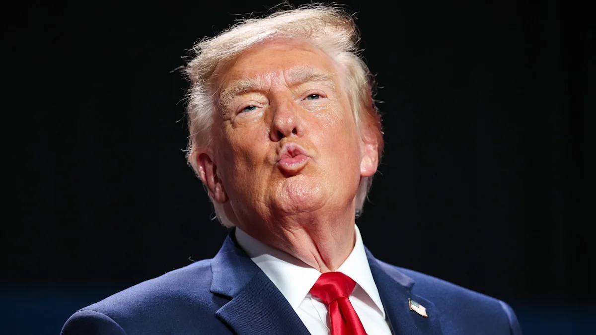 Trump bought up to $5M in debt issued by SpaceX just days before the White House announced a new space-travel policy