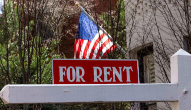U.S. housing squeeze could keep rents higher for longer, experts warn
