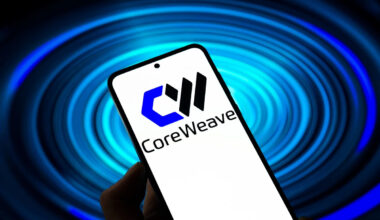 CoreWeave stock plunges 12%, but Wall Street analyst says buy the dip