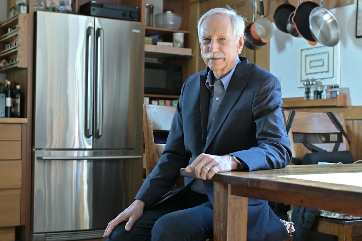 At 81, he's the most-cited nutrition expert. Here's what he eats in a day.