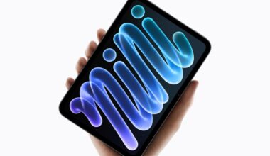 Apple updates the iPad Mini with a larger OLED display