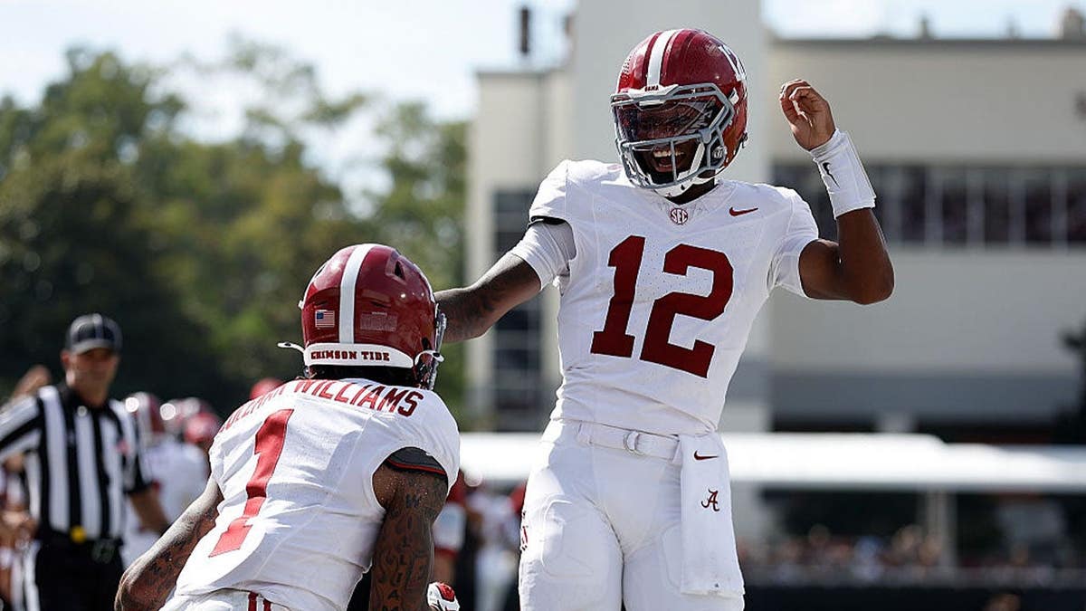 Keelon Russell #12 of the Alabama Crimson Tide