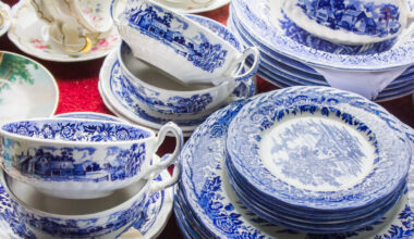 The Formal Vintage Dishware You Should Never Pass Up When Thrifting