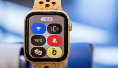 What Is Theater Mode On Your Apple Watch And When Should You Use It?