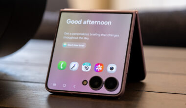 Samsung Galaxy Z Flip 8 Review: Iteration Overshadowed By Innovation