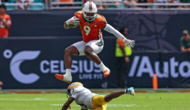 Miami earns 'A' mark, Texas gets 'B' on Week 8 report card