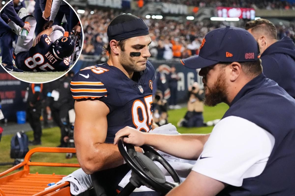 Bears suffer devastating Cole Kmet injury: 'I don't have the words'
