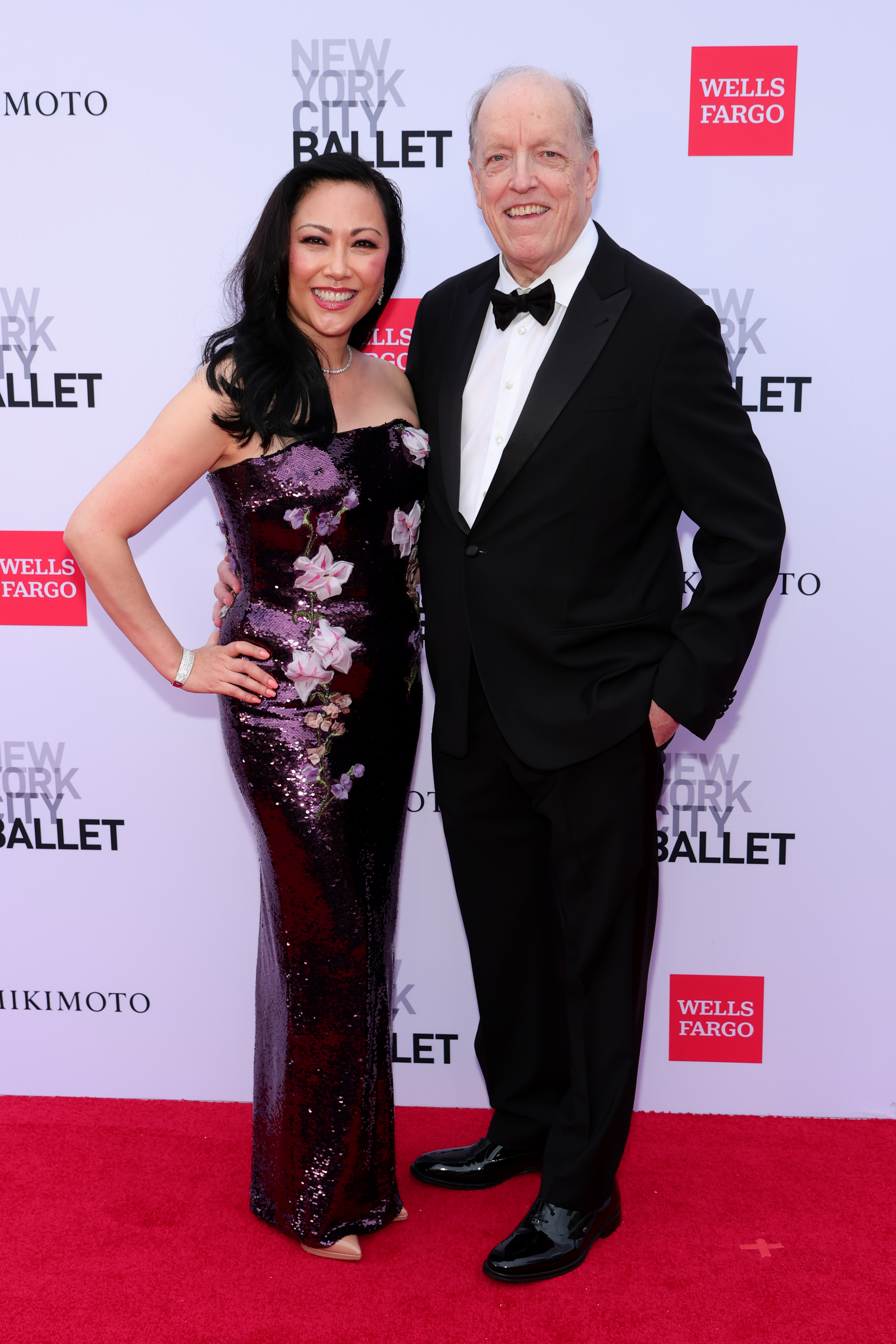 Allyson Tang and Rob Pollock pose on the red carpet at the New York City Ballet Fall Fashion Gala.
