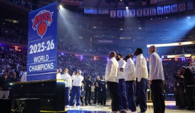Knicks celebrate NBA title, add surprise Cup banner