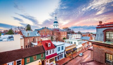 9 Most Beautiful College Towns In The United States