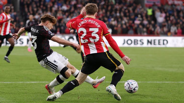 Victor Munoz scored Liverpool's equaliser against Brentford