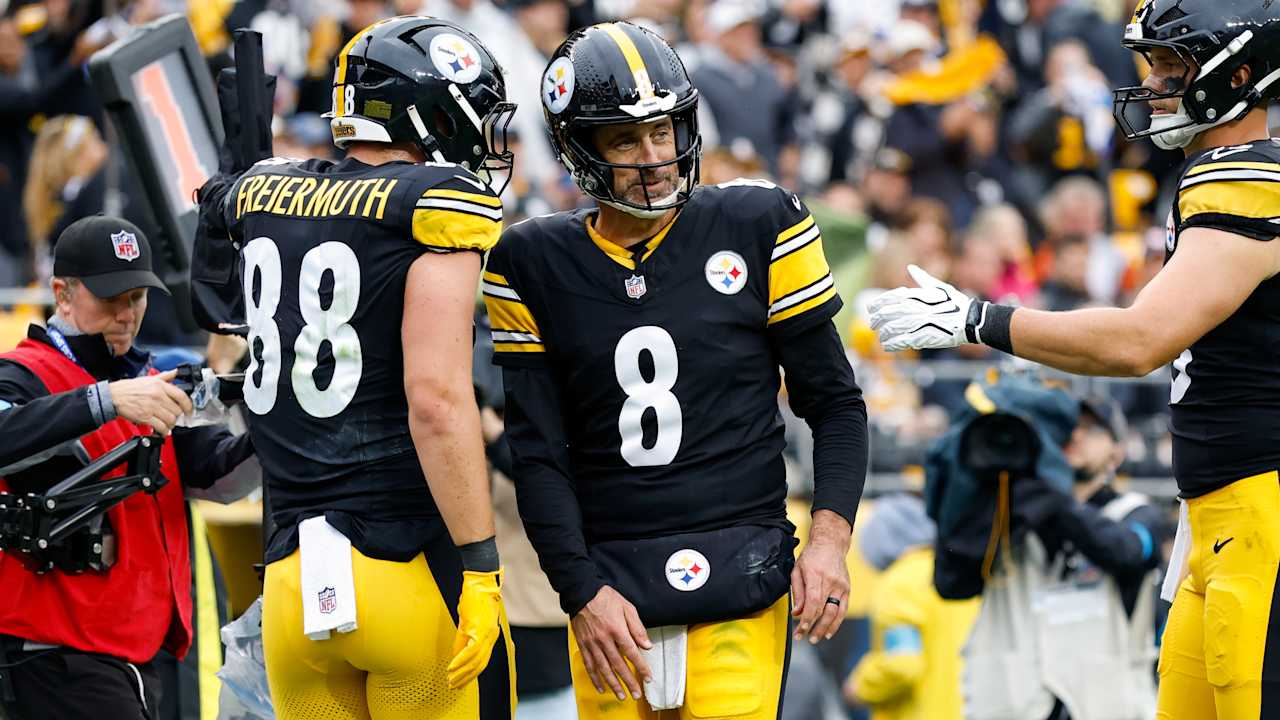 Steelers' Aaron Rodgers breaks tie with Peyton Manning for third all time in career TD passes | Latest NFL News, Analysis & Updates