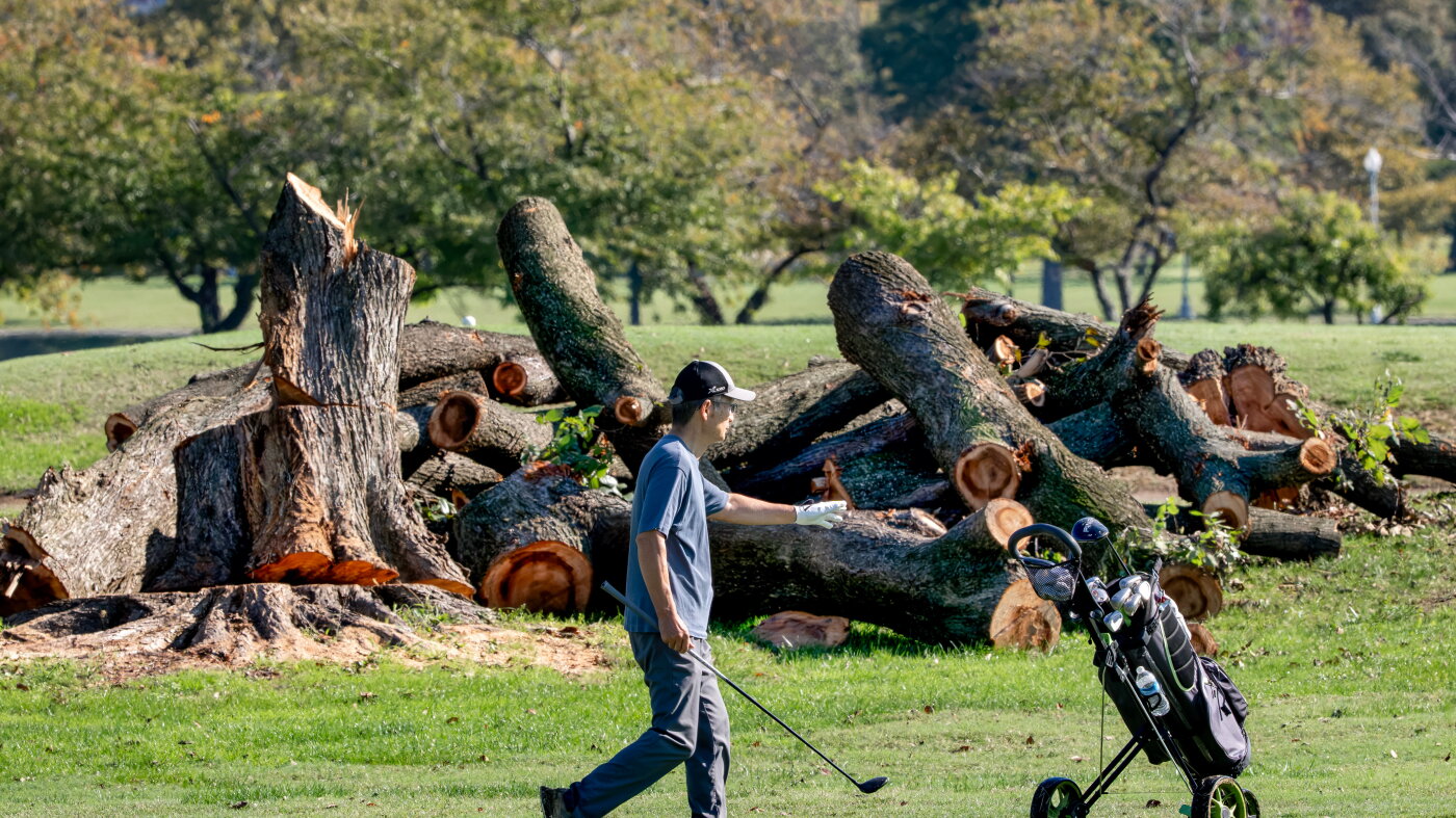 Trump to close and renovate D.C. golf course, despite legal battle. : NPR