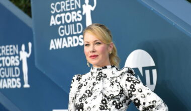 Christina Applegate misdiagnosed with MS: 'Really confusing'