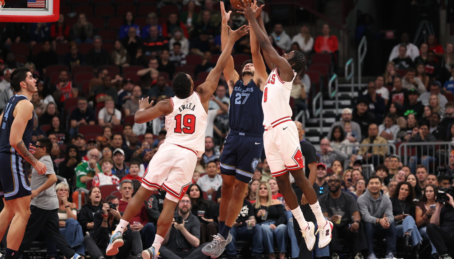 Bulls’ frontcourt injuries throw a little cold water on preseason fun
