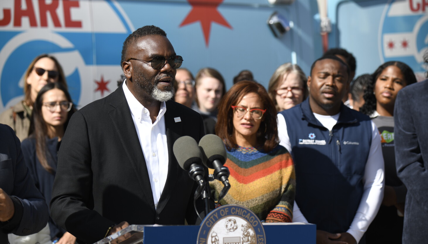 Mayor Johnson budget seeks to reopen city mental health clinic next year