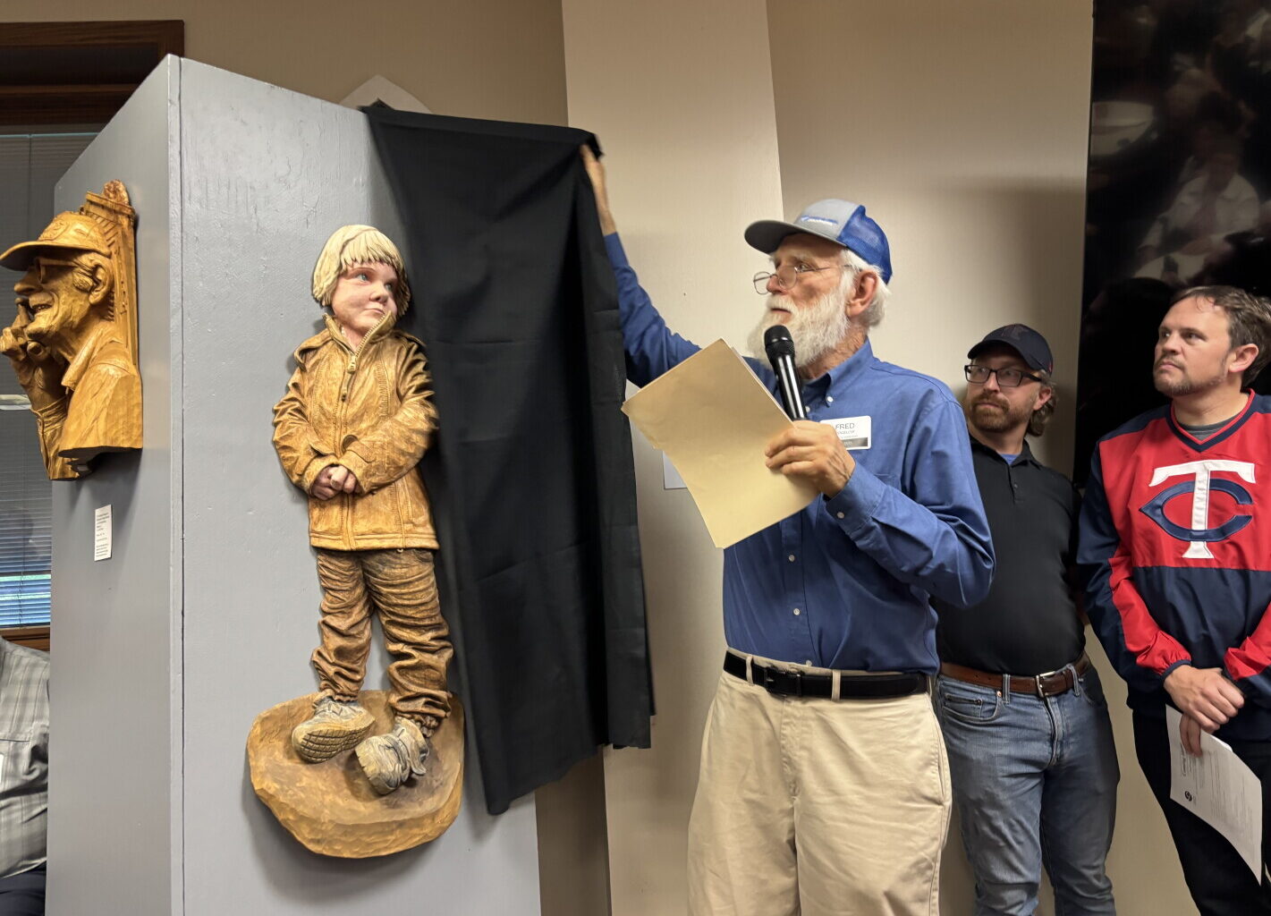 ‘Coming Home’ gains hometown endorsement for Cogelow Art Center - West Central Tribune