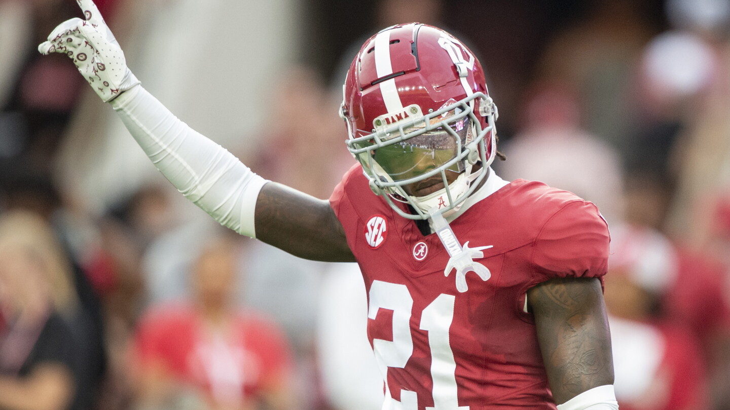 Alabama dismisses CB Dre Kirkpatrick Jr. after arrest for doxxing, harassing police officer