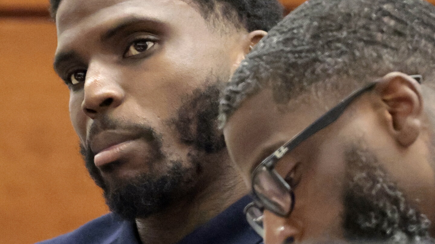 Tyreek Hill divorce case includes audio, video of interactions with ex-wife