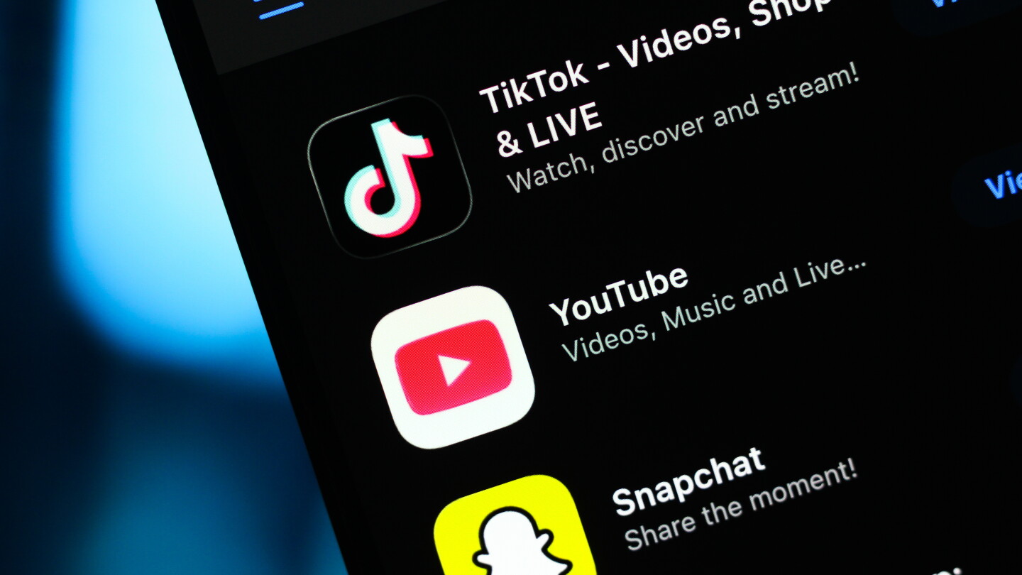 YouTube believes NFL could "deconstruct" Sunday Ticket in next broadcast deals