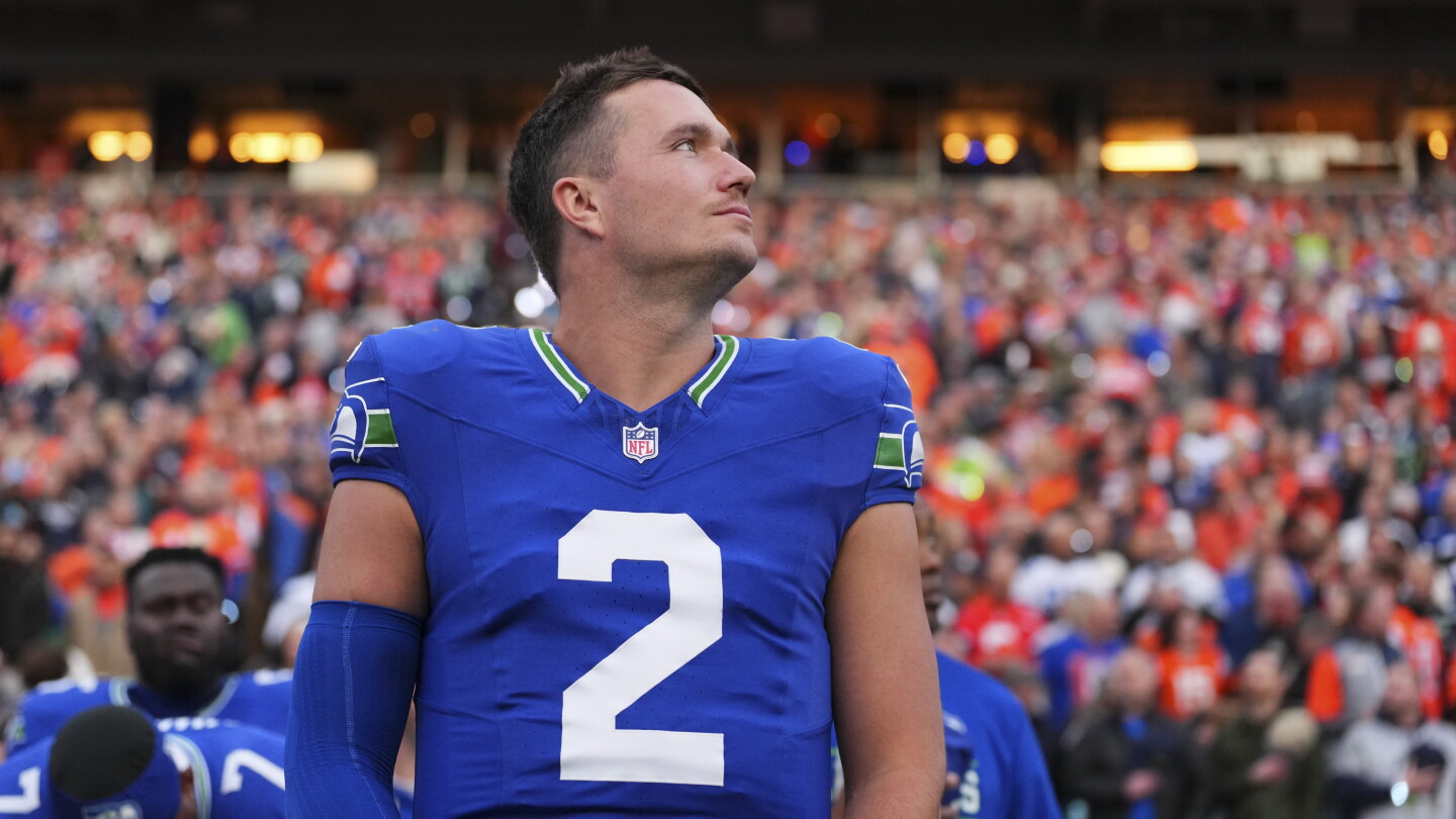 Sunday Night Football: Drew Lock inactive, Jalen Milroe is No. 2 QB behind Sam Darnold
