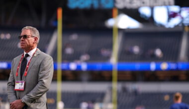 Troy Aikman's role with the Dolphins hovers over his broadcasting future