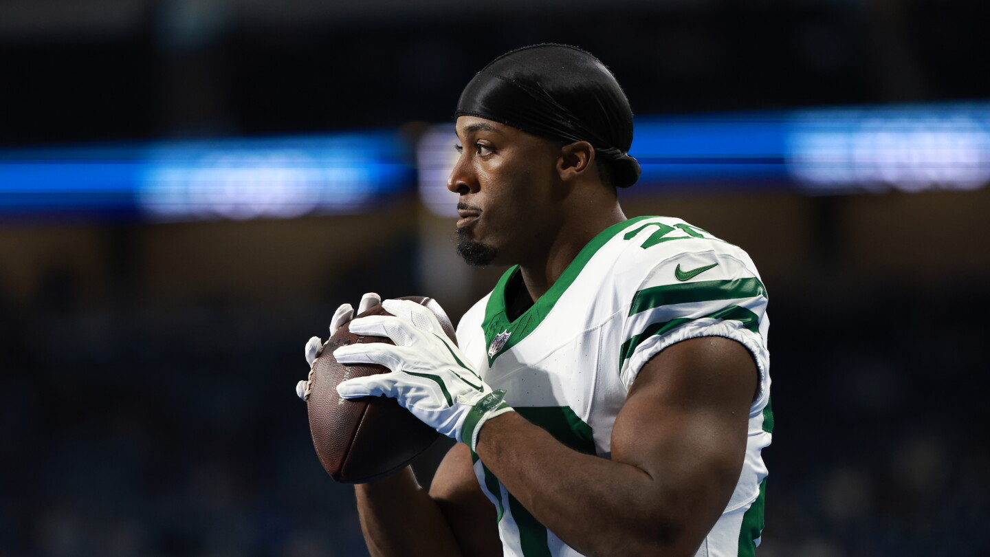 Jets to list Breece Hall as questionable, Adonai Mitchell set to play
