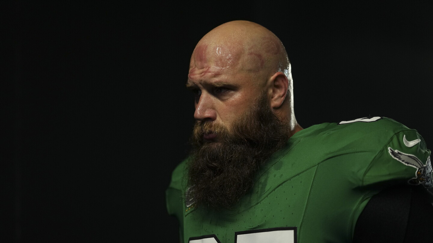 Eagles omitted Lane Johnson from public list of inactive players for Sunday