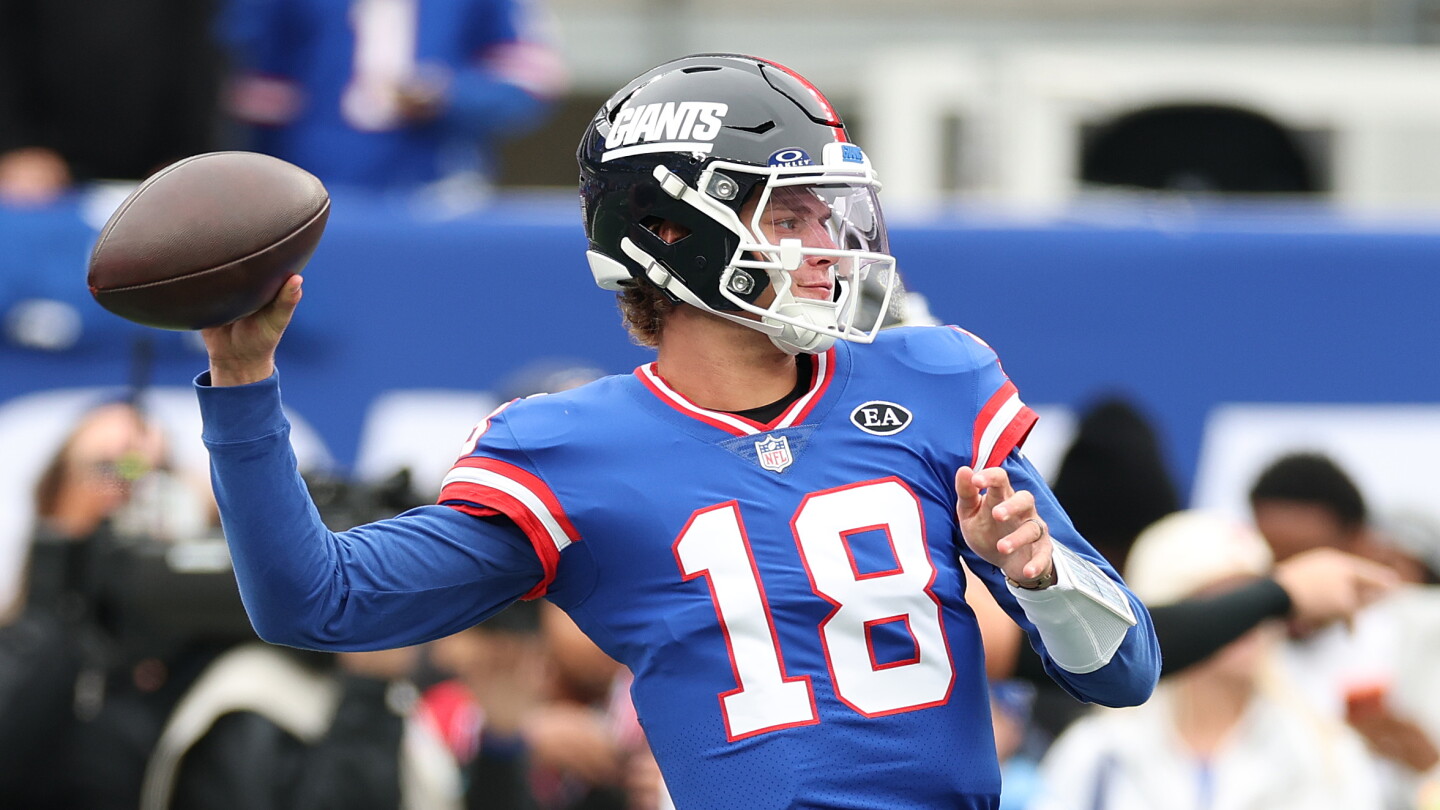 Giants put J.J. McCarthy in for one play