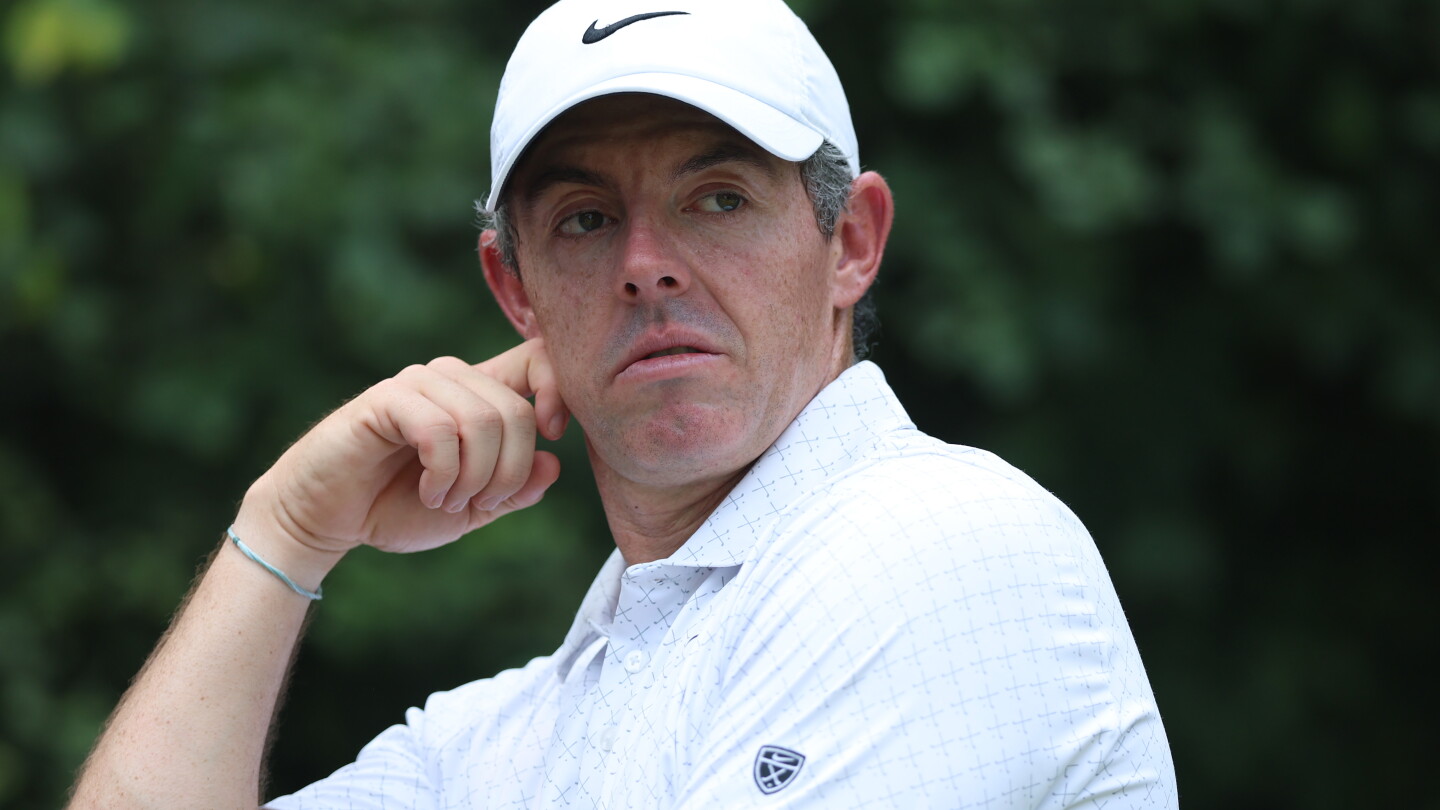 With new fashion style, Rory McIlroy resumes RTD chase in India