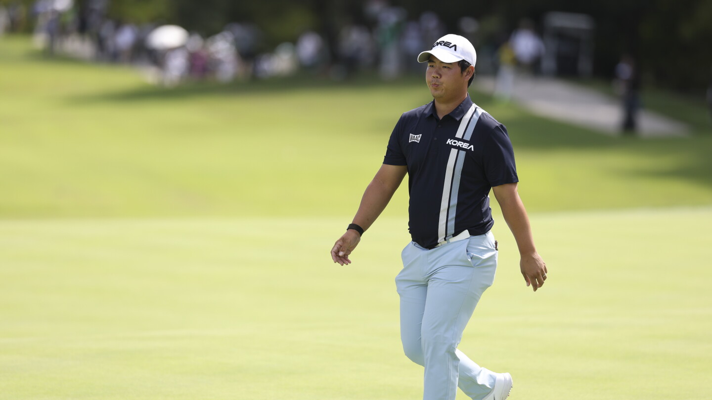 Tom Kim takes Asian Games lead after Round 3, one round away from military exemption