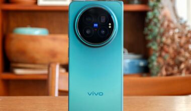 Vivo’s X Fold 6 accidentally feels like a throwback