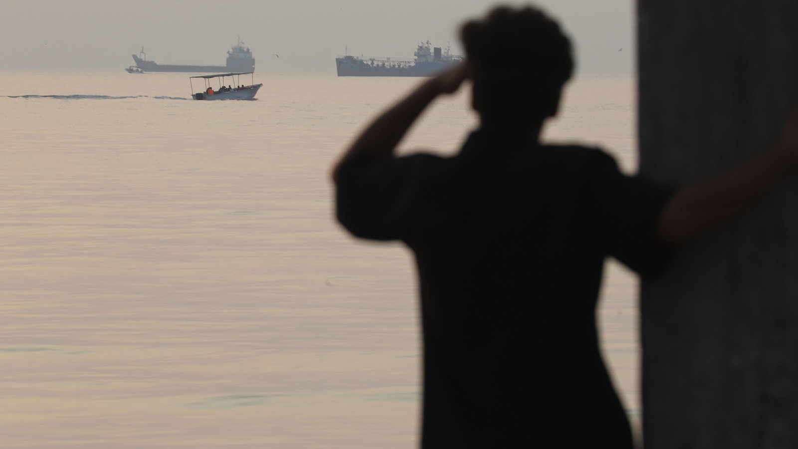 Iran says messages are still being passed to the US amid war concerns, and other Mideast news