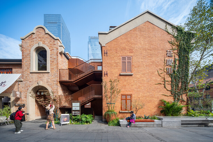 Yanqing Li Commercial Renovation / Mix Architecture - Exterior Photography, Facade, Brick