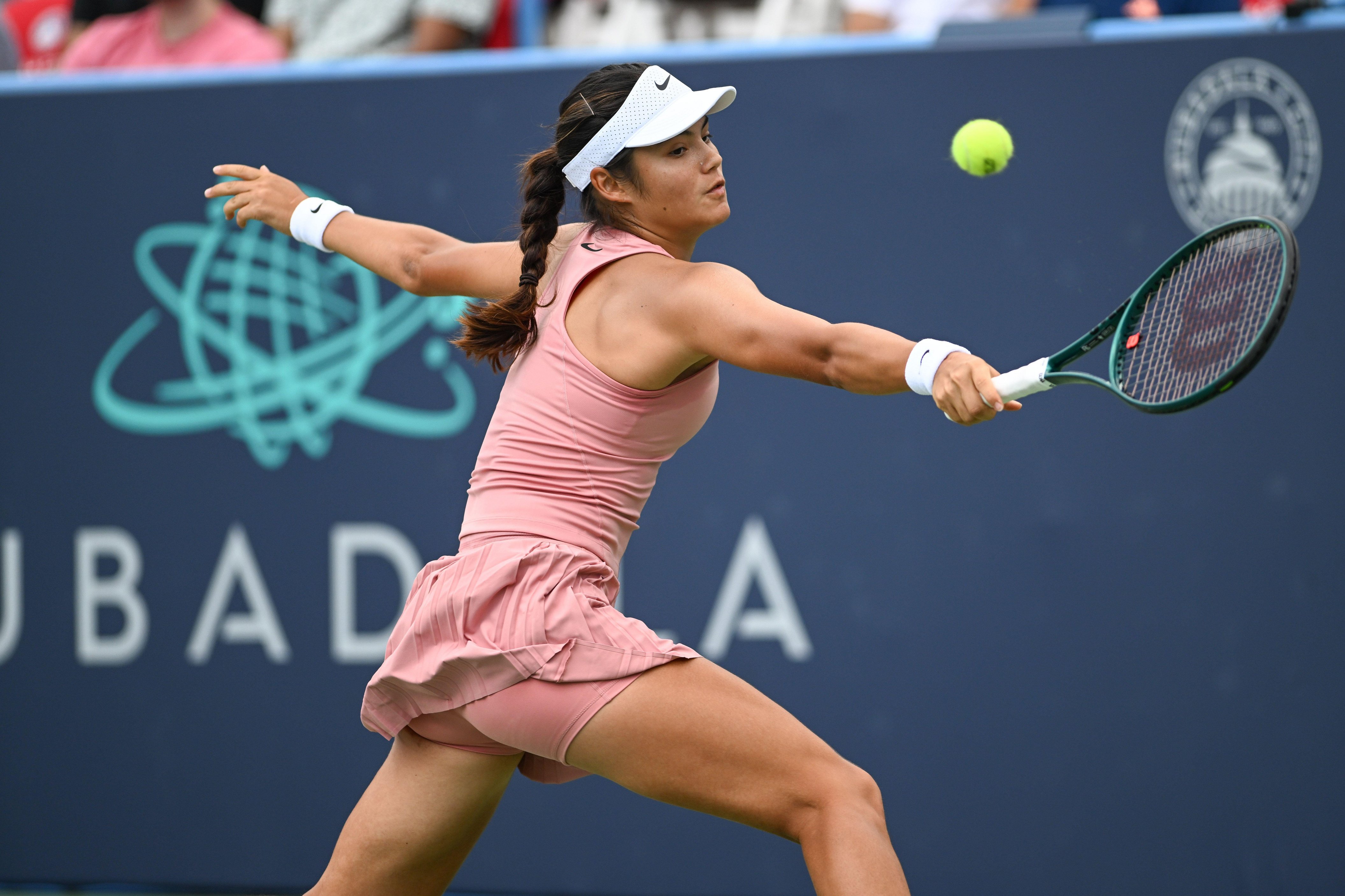 July 24, 2025, Washington, District of Columbia, USA: EMMA RADUCANU hits a backhand during her round of 16 match against Osaka at the Rock Creek Tennis Center. Raducanu won 6:4, 6:2. (Credit Image: ¿ Kyle Gustafson/ZUMA Press Wire) EDITORIAL USAGE ON