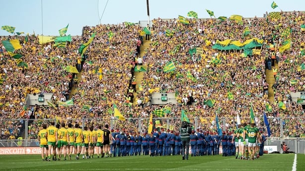 21 September 2014; The Donegal and Kerry teams during the pre-match parade. GAA Football All Ireland Senior Championship Final, Kerry v Donegal. Croke Park, Dublin. Picture credit: Piaras � M�dheach / SPORTSFILE