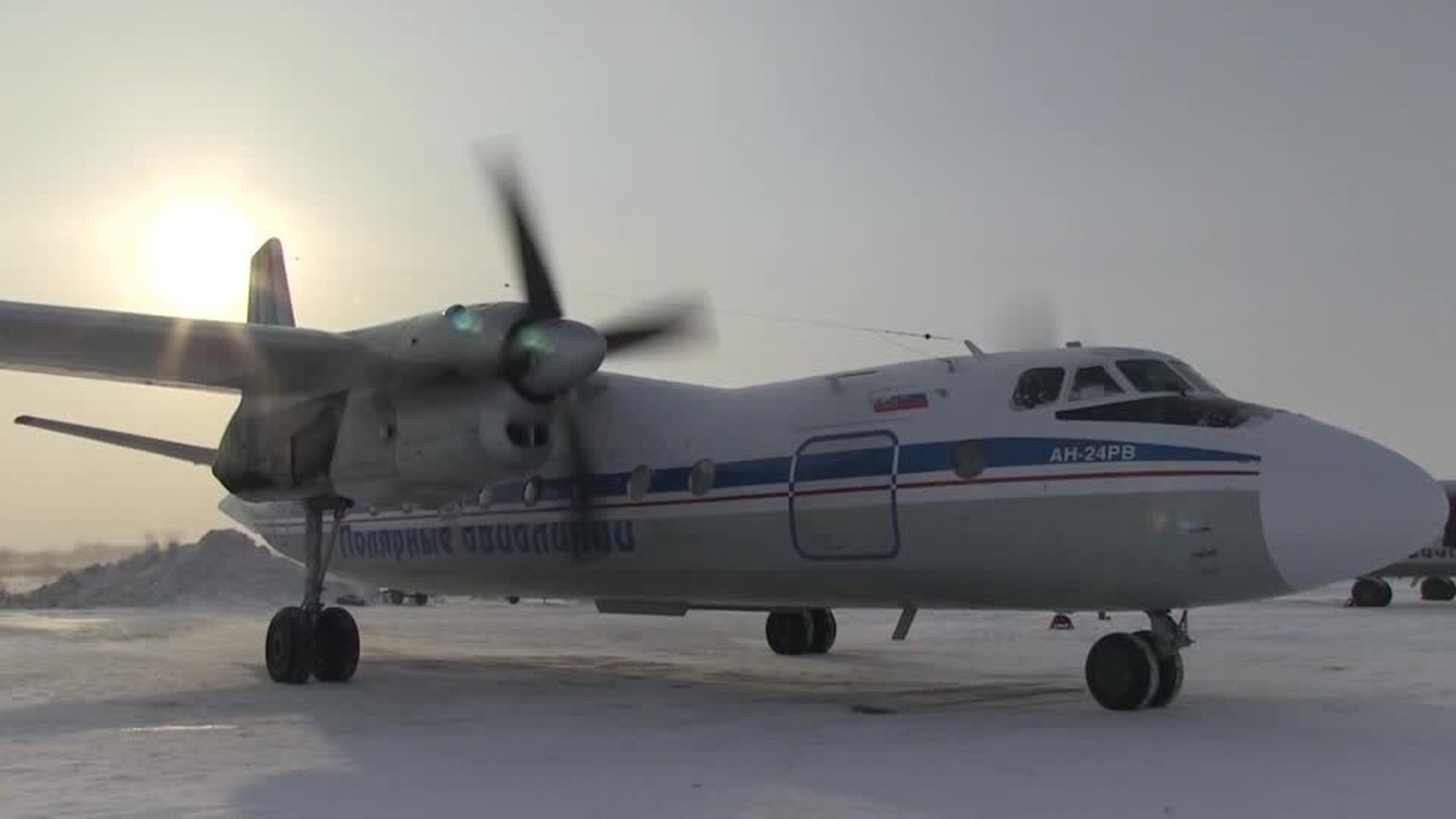 Plane carrying 49 crashes in Russia's far east