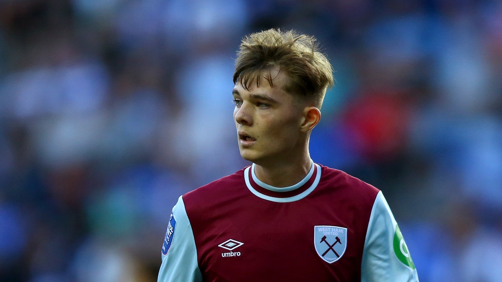 Shelbourne complete deal for West Ham youngster Moore