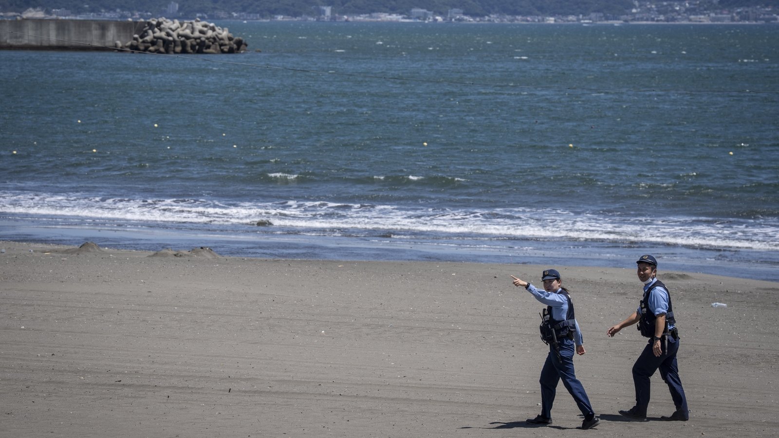 Evacuations in Japan, Hawaii after quake causes tsunami