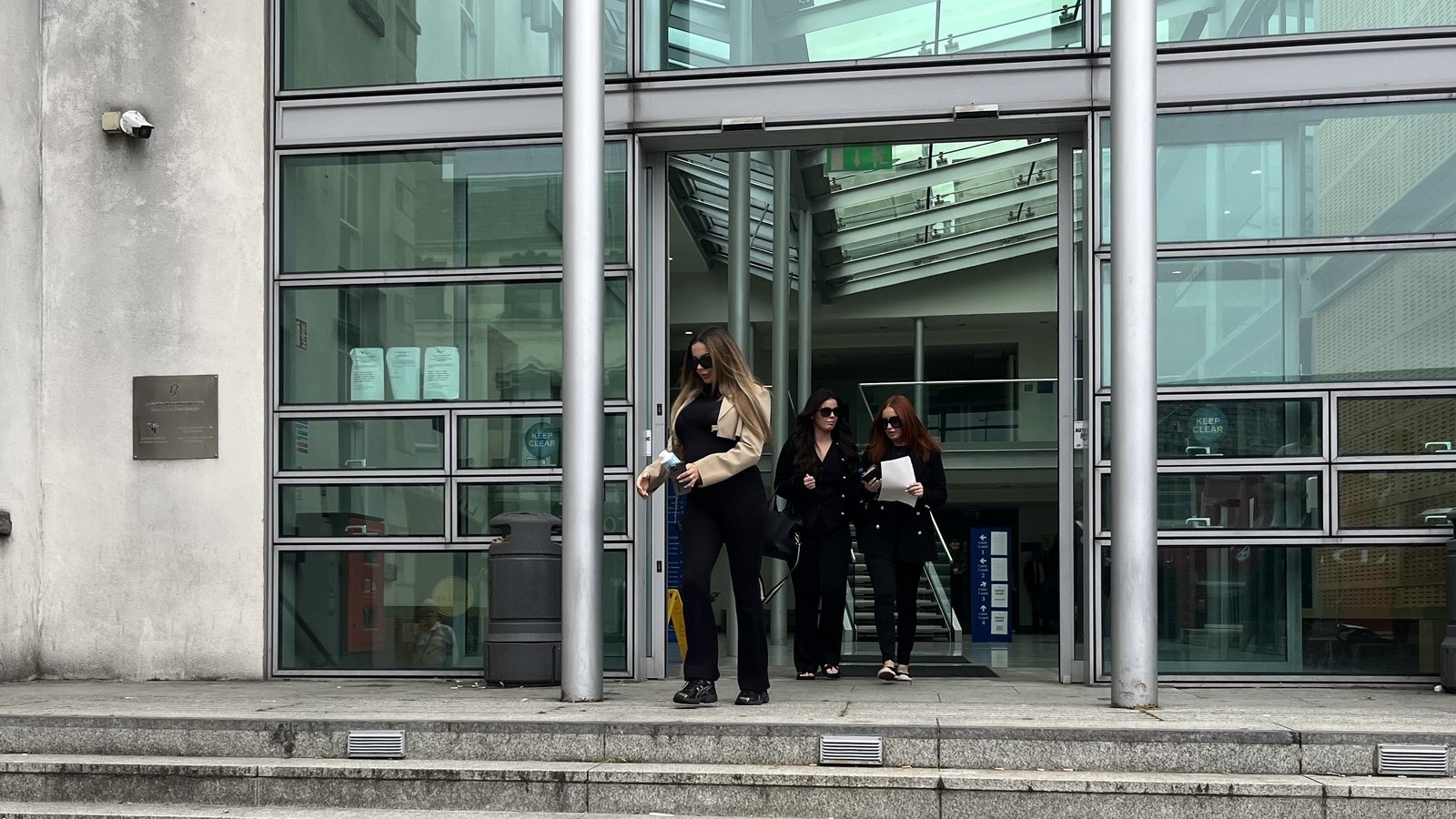 Suspended sentences for three women over money laundering