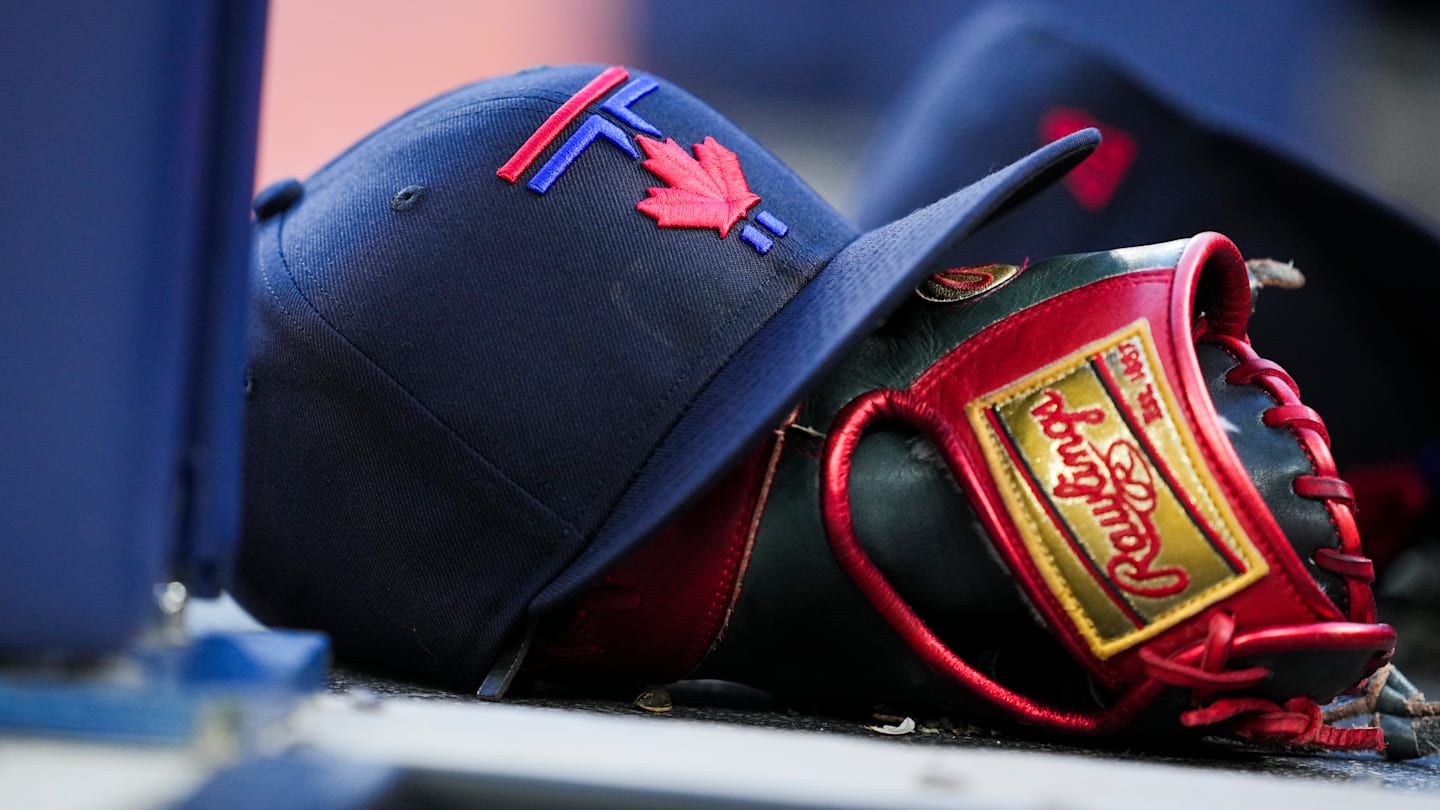 Pittsburgh Pirates v Toronto Blue Jays