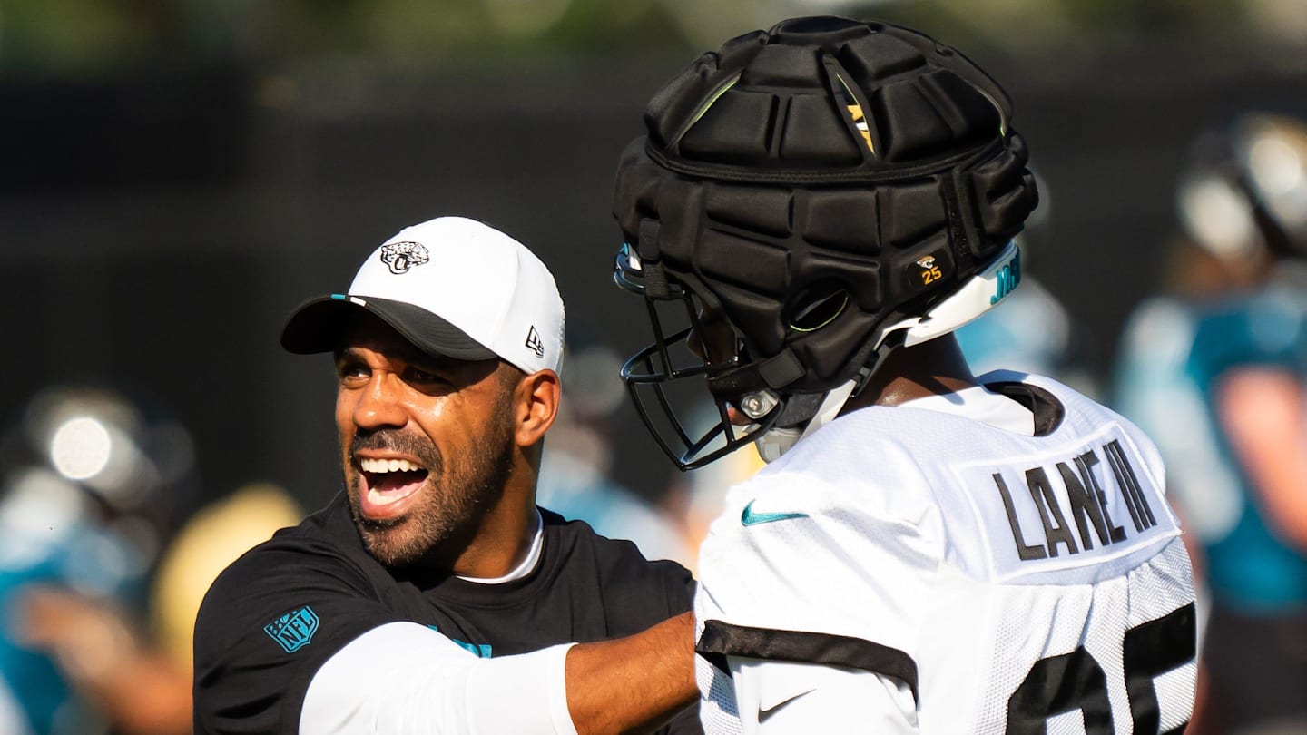 Jaguars Training Camp: 5 Observations on Day 4 - Sports Illustrated