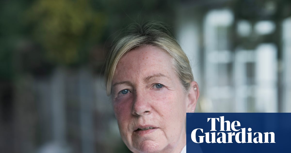 Police say ill-fitting uniforms leading to crushed testicles and lumps in breasts | Police