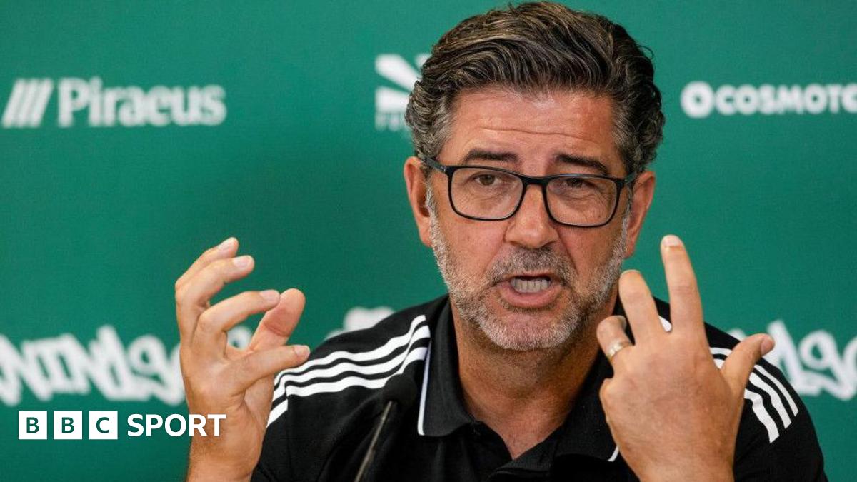 Lauren Hemp, Reggie the dog and Aggie Beever-Jones