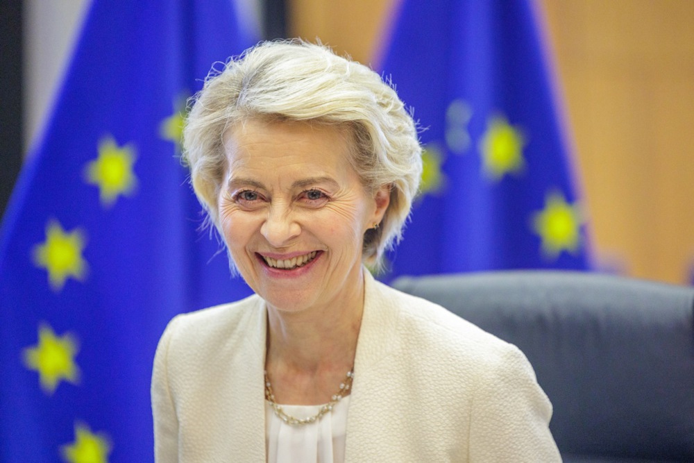 Von der Leyen secures trade deal with Trump to avoid 30% US tariff on EU goods