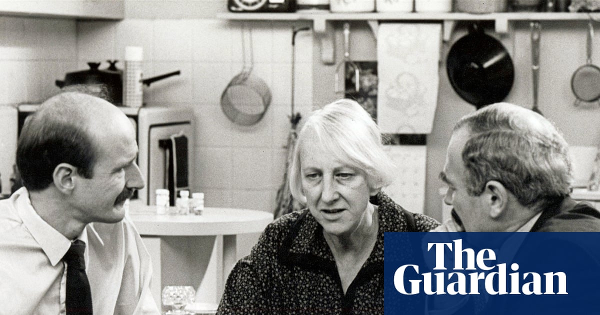 Henri Szeps, film, theatre and TV actor known for the ABC’s Mother and Son, dies at 81 | Australian television