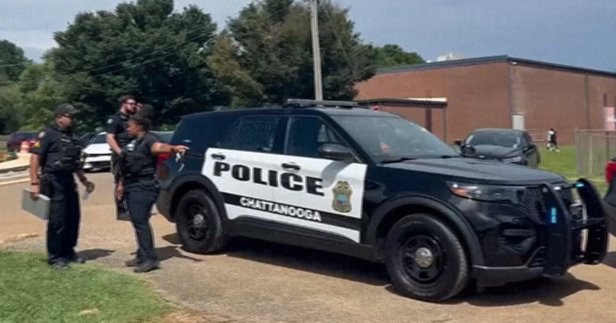 4 people shot at a class reunion in Chattanooga, no arrests announced